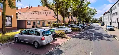 Dąbrowiecki Nieruchomości